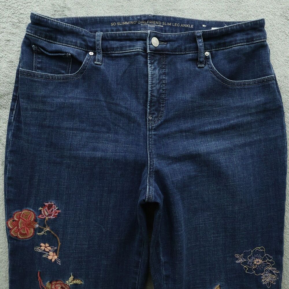 Chico's Jeans Women's 2R US-12 High-Rise Girlfriend Slim Leg Ankle 27" Inseam - Picture 11 of 16